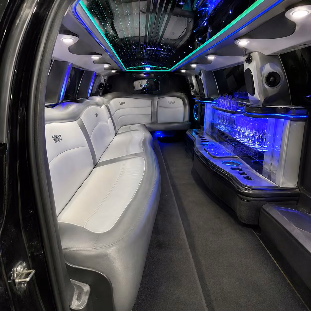 chrysler 300 limo inside