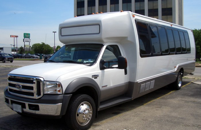 Fort Lauderdale 18 Passenger Party Bus